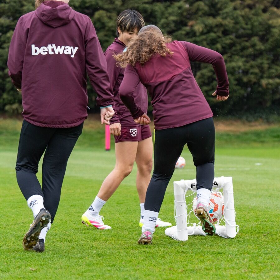 FORZA 09167 Zdjęcie produktu 2 - forza worldssmallestfootballgoal west ham 03