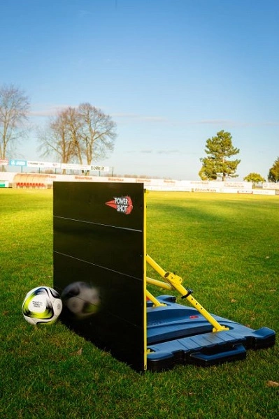 powershot 05112 Zdjęcie produktu - Scianka do odbijania pilek z fala rebounder Powershot 1