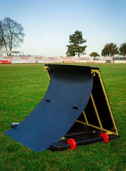 powershot 05112 Zdjęcie produktu - Scianka do odbijania pilek z fala rebounder Powershot 3