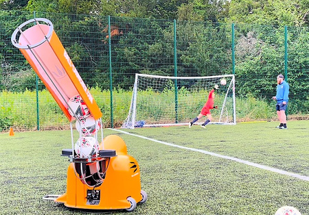 Wyrzutnia trenażer maszyna do wyrzucania piłek BALL LAUNCHER TRAINER BOOSTER Z PODAJNIKIEM