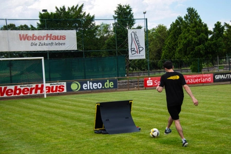 Ścianka do odbijania piłek z falą rebounder Powershot