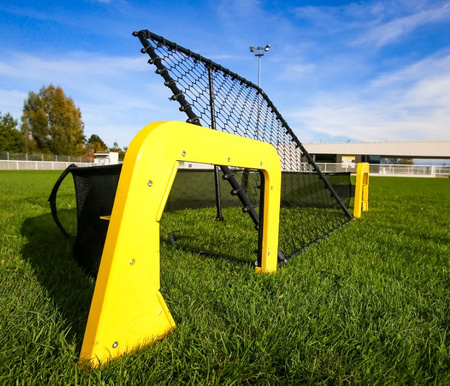 Trenażer do strzałów i podań Powershot Master Play Football Rebounder