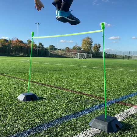 ZESTAW TYCZEK QUICKPLAY AGILITY POLES Z PODSTAWAMI BASE WEIGHT (ZESTAW - 10 SZT.)